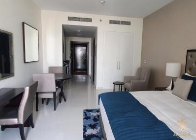 Furnished  2 Bedroom   Luxurious Amenities