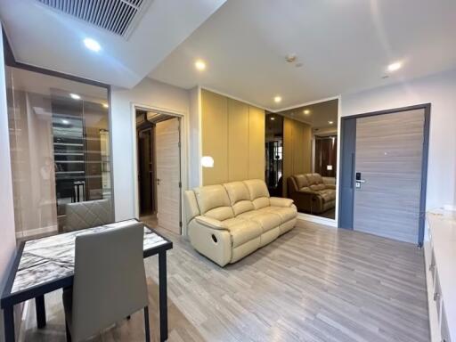 Condo for Rent at The Room Sathorn - TanonPun