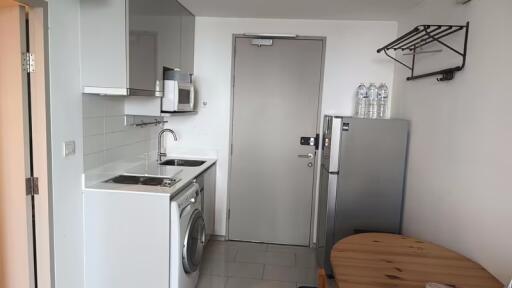 Condo for Rent at Ideo Mobi Sathon