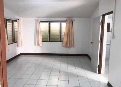 House for Rent in Si Phum, Mueang Chiang Mai.