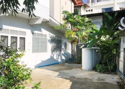 House for Rent in Si Phum, Mueang Chiang Mai.