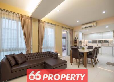 Townhouse for Sale at Sukhumvit 50