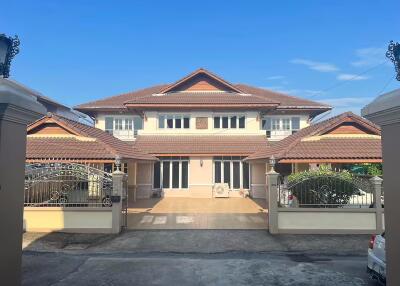 House for Sale in San Phi Suea, Mueang Chiang Mai.