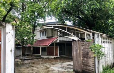 House for Sale in Watthana