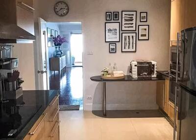 3 Bedroom Condo for Rent