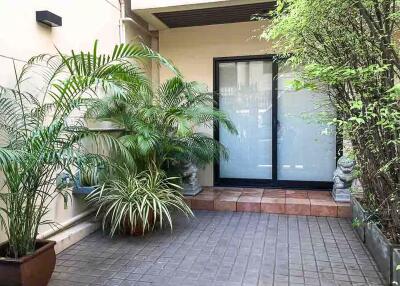 4 Bedroom Townhouse in Sukhumvit 43