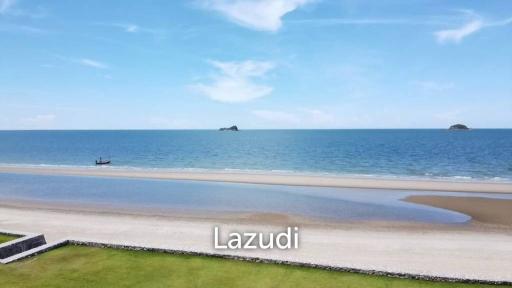 Beachfront 4 bedroom luxury condo