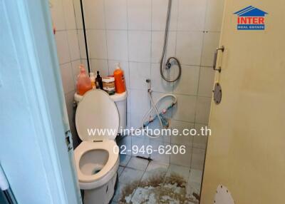 Bathroom with toilet and shower