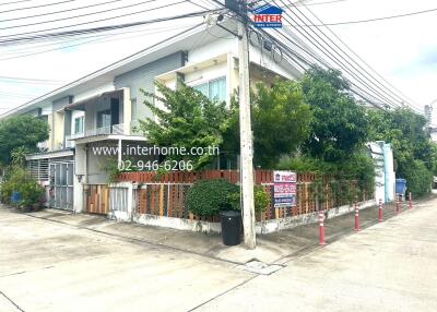 Exterior view of a residential townhouse