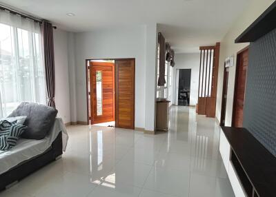 3 Bedroom House for Rent near Lanna Golf Course