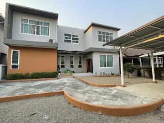 3 Bedroom House for Rent near Lanna Golf Course