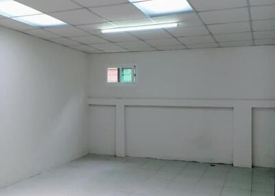 Commercial building for sale in Chang Phueak, Mueang Chiang Mai