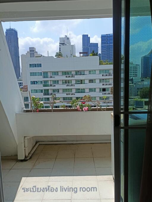 Condo for Rent at Grand Heritage Thong Lor