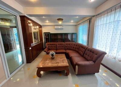 House for Rent, Sale in Pa Daet, Mueang Chiang Mai.