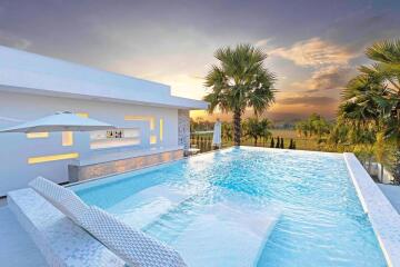 Large Luxury Pool Villa in San Sai