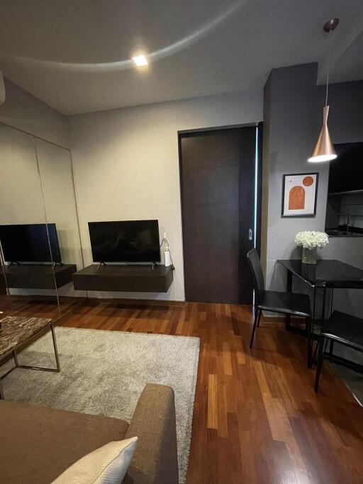 Condo for Sale, Rent at WISH Signature Midtown Siam