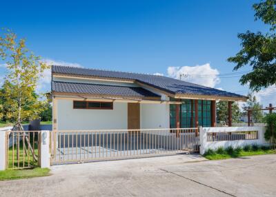 Single-Story House in Japanese Style for Sale