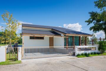 Single-Story House in Japanese Style for Sale