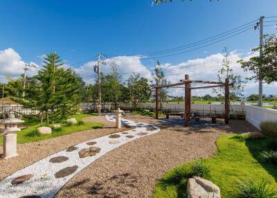 Single-Story House in Japanese Style for Sale