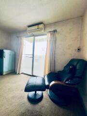 1 Bedroom Condo