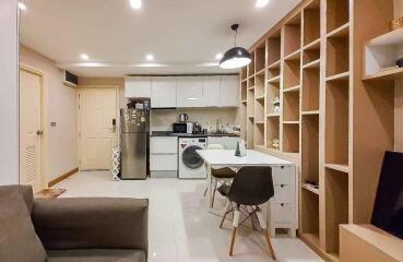 Condo for Rent at The Ace Ekamai