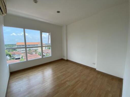 1 Bedroom Condo For Sale in Prawet