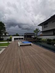 Luxury Pool Villa at San Sai