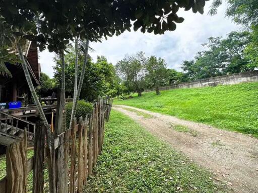 Land for Sale at Saraphi