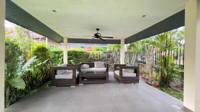 4 Bedrooms 5 Bathrooms in East Pattaya