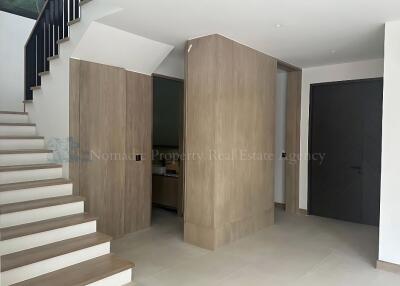 Luxury 4-Bedroom House with Private Pool for Rent at Sukhumvit soi 65