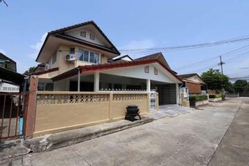 Part furnished 3 bed house to rent at San Sai Noi