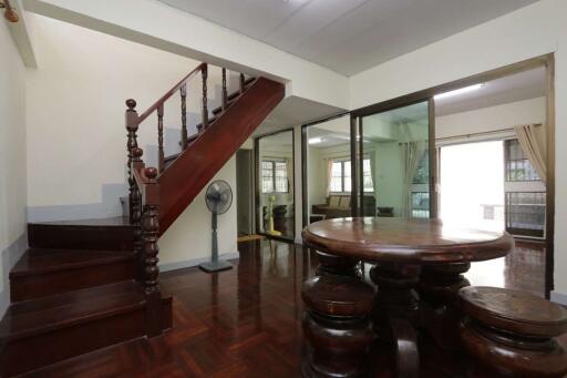 Part furnished 3 bed house to rent at San Sai Noi