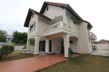 3 Bedroom house at San Sai Noi