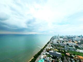 Modern condo with 2 bedrooms in Jomtien