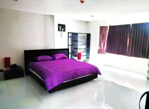 Spacious 2-bedroom condo in Jomtien area