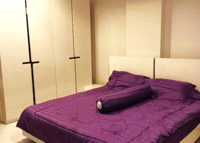 Spacious 2-bedroom condo in Jomtien area