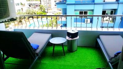 Spacious 2-bedroom condo in Jomtien area