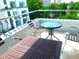 Spacious 2-bedroom condo in Jomtien area