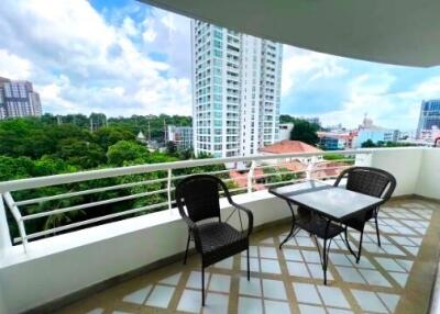Condo with 2 bedrooms close to Pattaya City View Point