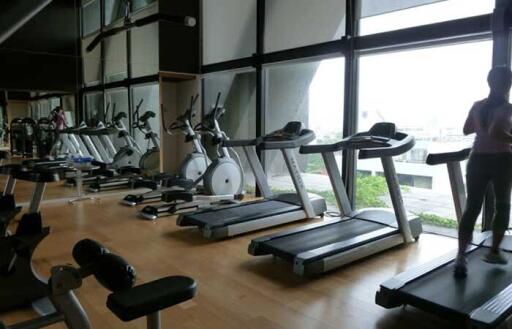 Well-equipped gym with cardio and strength training equipment