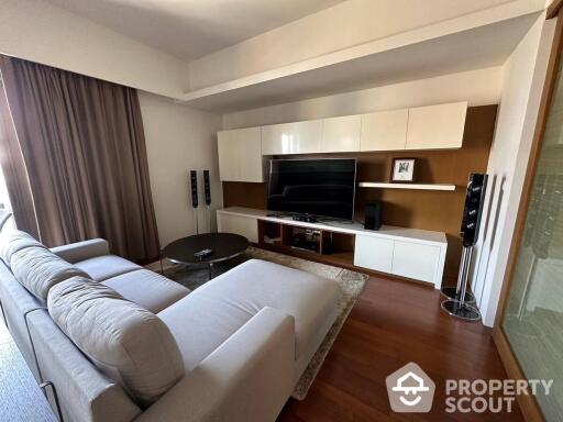 1-BR Condo at Hansar Bangkok Hotel near BTS Ratchadamri