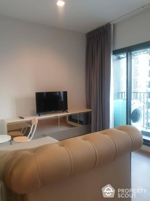 Studio Condo at Life Asoke - Rama 9 near MRT Phra Ram 9