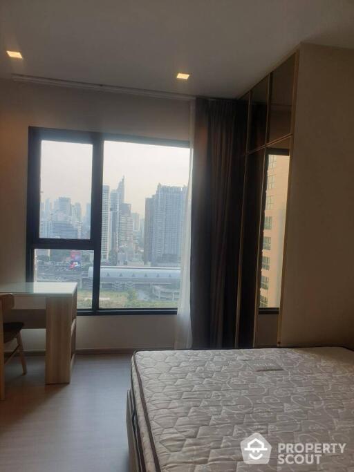 Studio Condo at Life Asoke - Rama 9 near MRT Phra Ram 9