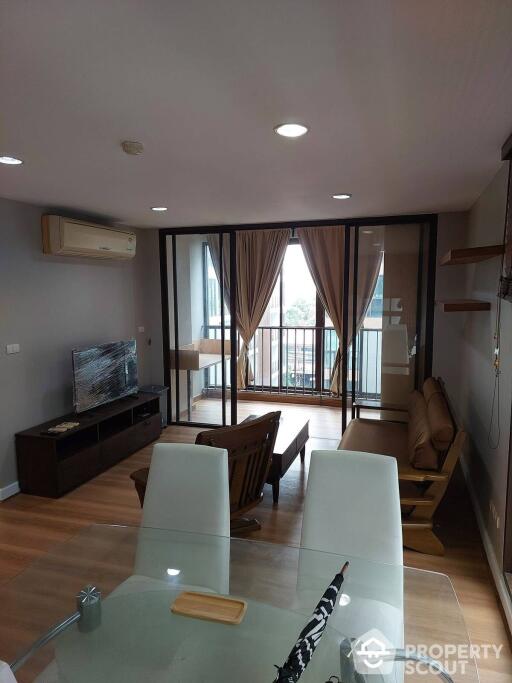 2-BR Condo at Ideo Blucove Sathorn near BTS Wongwian Yai