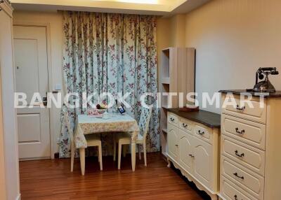 Condo at The Crest Phaholyothin 11 for sale