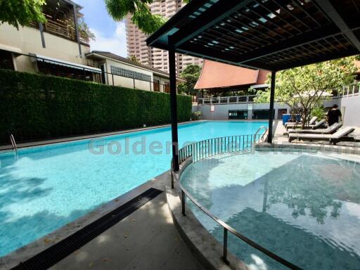 3 Bedrooms Apartment with Big Balcony - Sathorn close to Lumphini Park