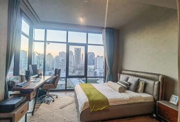 The Lofts Asoke 2 bedroom condo for rent