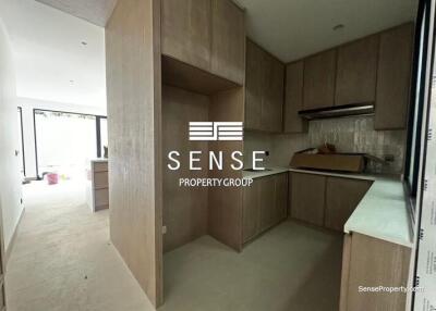 Beautiful 4 bedroom house for rent in Sukhumvit