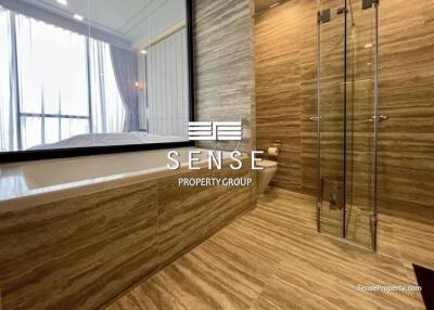 Luxury High end 1 bed for sale at celes asoke