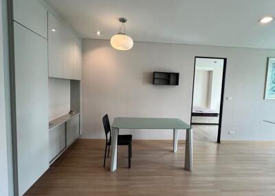 Condo for Sale at The Address Pathum Wan
